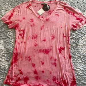 NWTS women’s size large Centro tie dye v-neck t-shirt